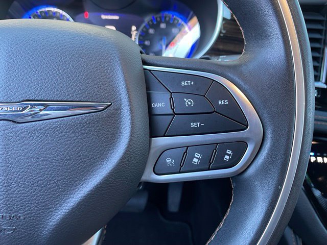 Used 2021 Chrysler Pacifica Pinnacle AWD/4WD image 16