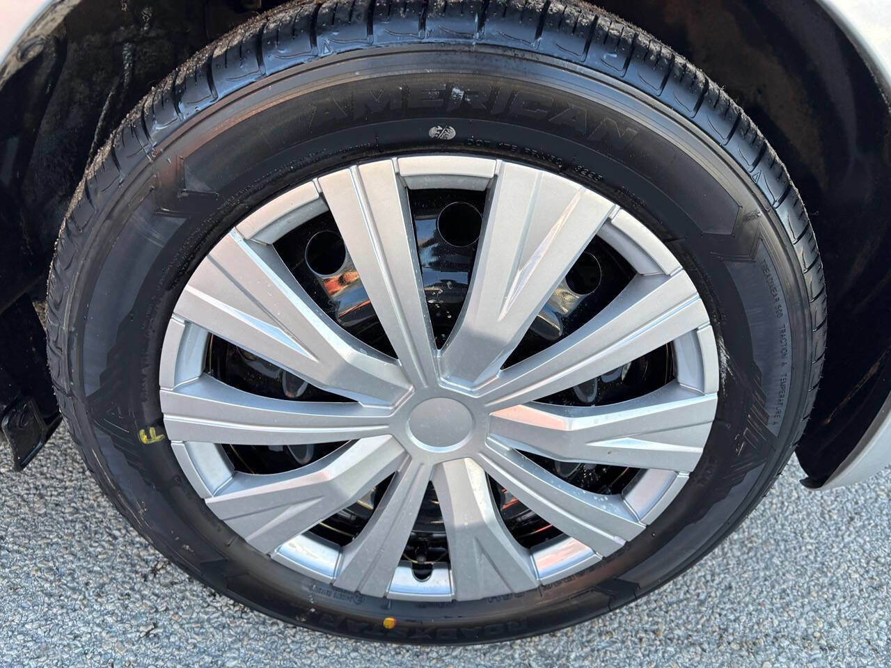 Used 2012 Scion iQ image 5