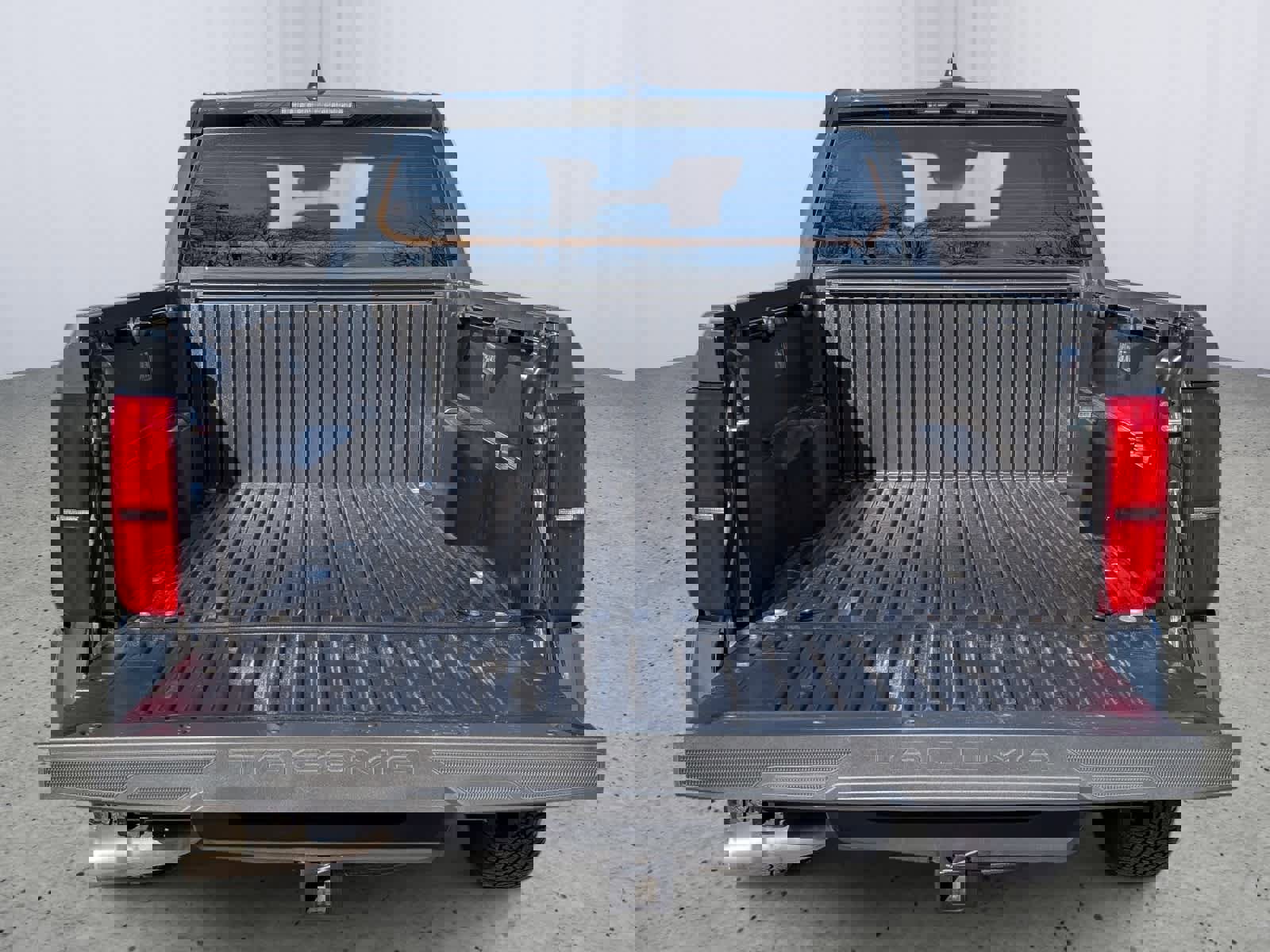 Used 2025 Toyota Tacoma TRD Off-Road image 11