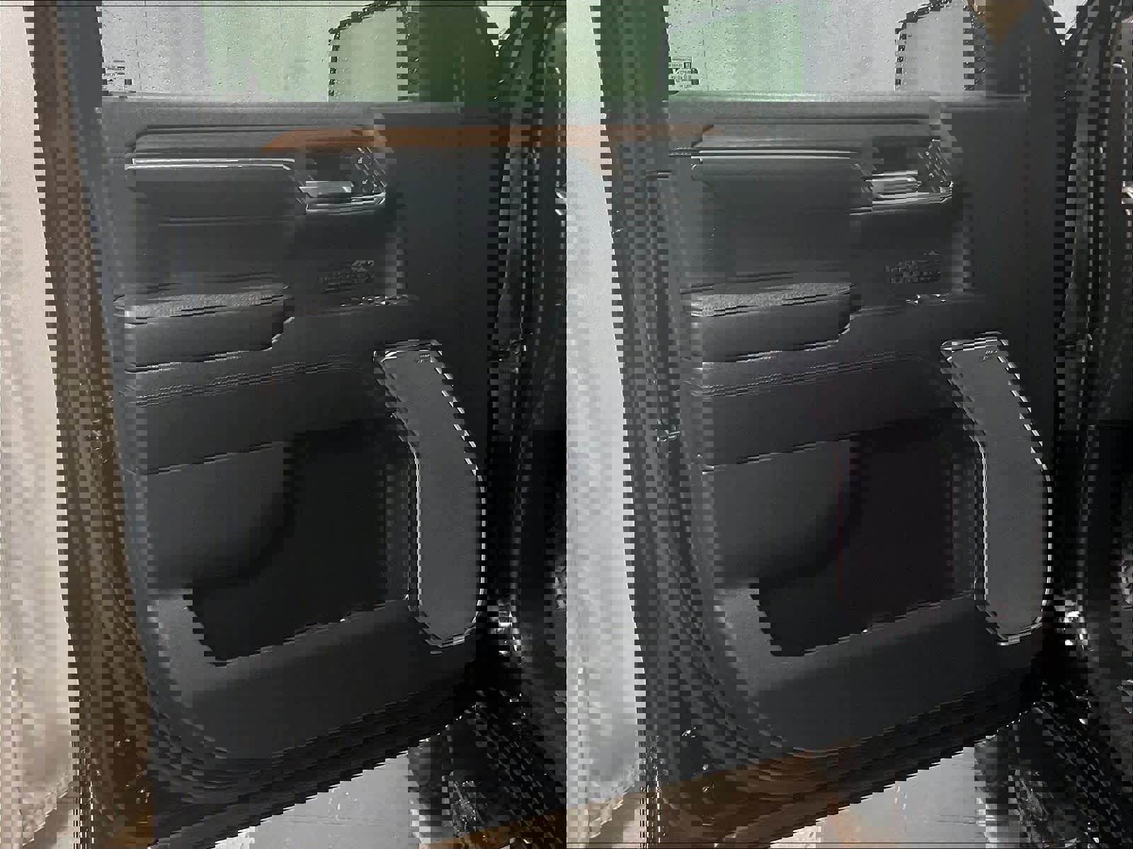 Used 2023 Chevrolet Silverado 1500 High Country w/ Technology Package image 9