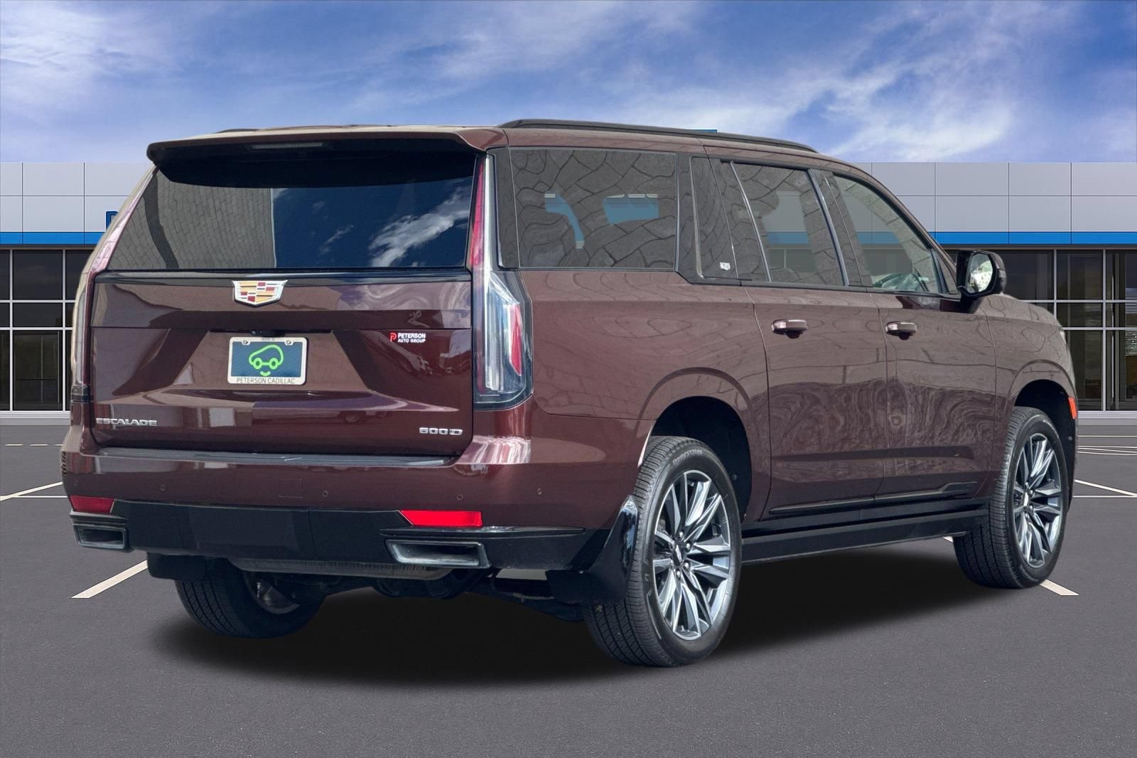 Certified 2022 Cadillac Escalade ESV Sport Platinum AWD/4WD image 4