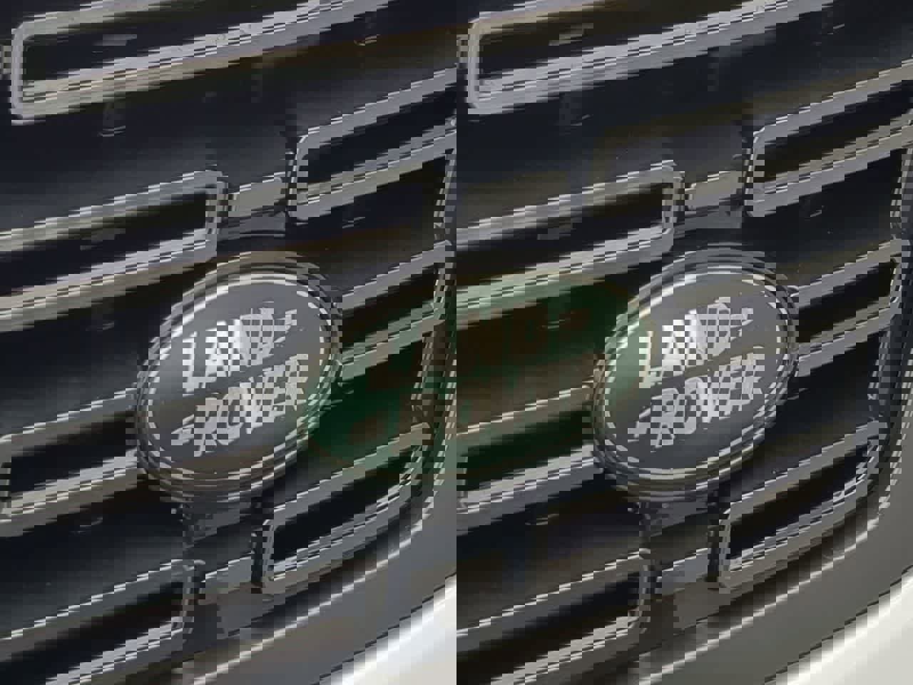 Certified 2025 Land Rover Range Rover Sport Dynamic SE image 12