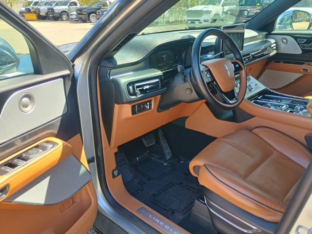 Used 2020 Lincoln Aviator Black Label w/ Dynamic Handling Package AWD/4WD image 25