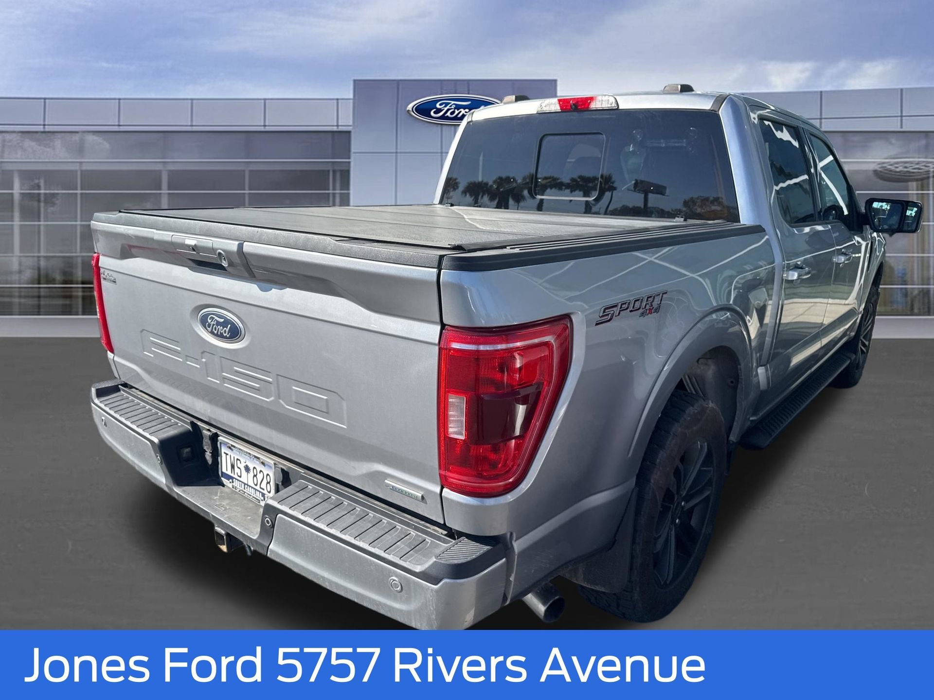 Used 2021 Ford F150 XLT w/ Equipment Group 302A High image 3