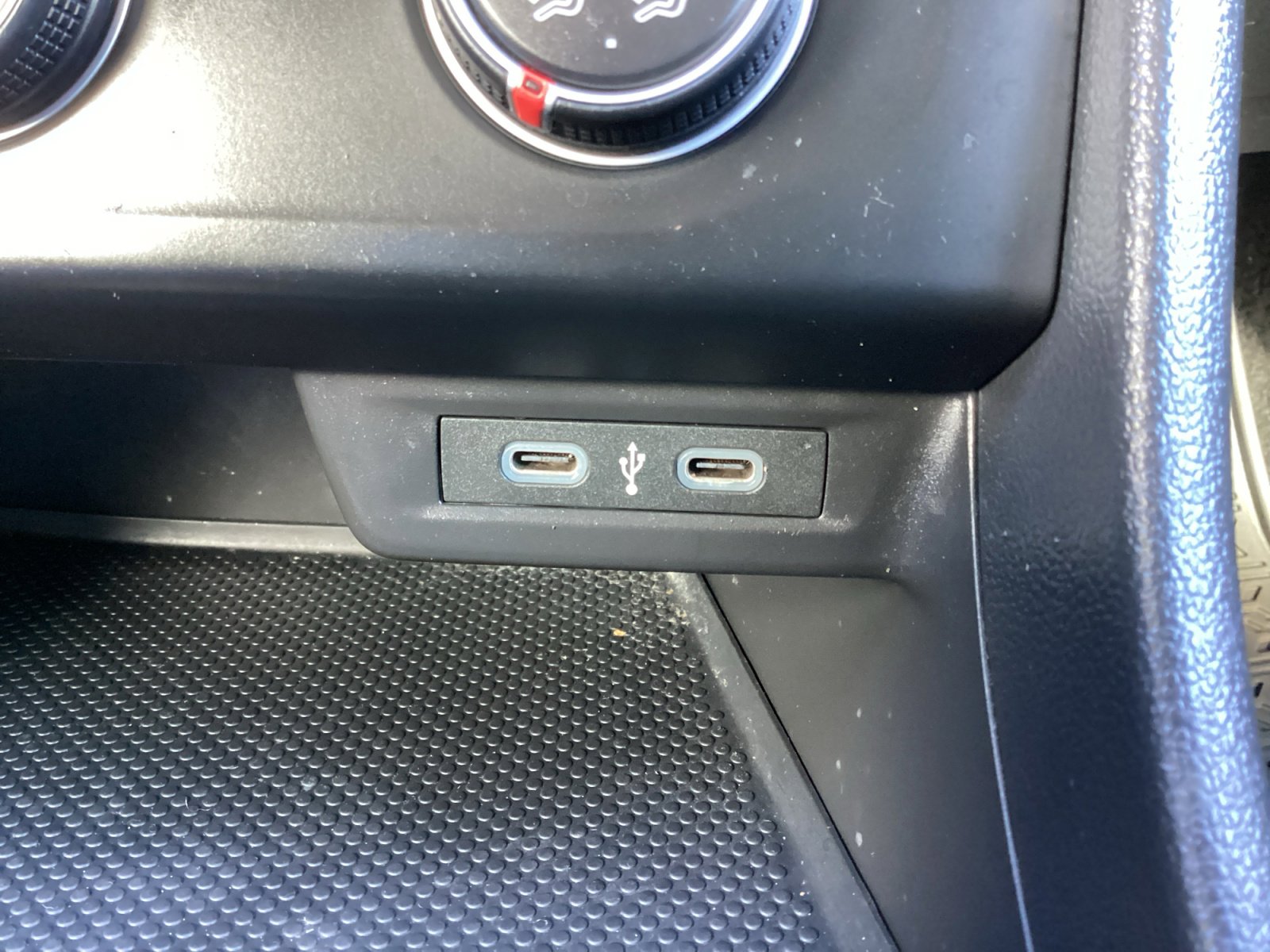 Used 2024 Volkswagen Jetta S image 23