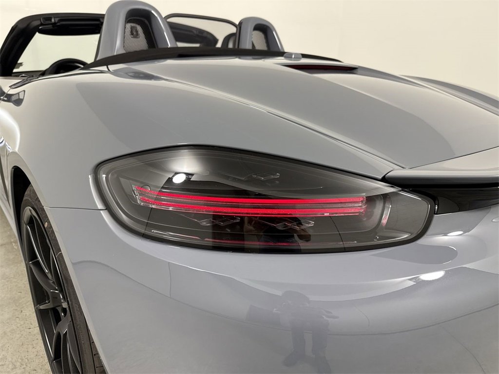 New 2025 Porsche 718 Boxster GTS image 18