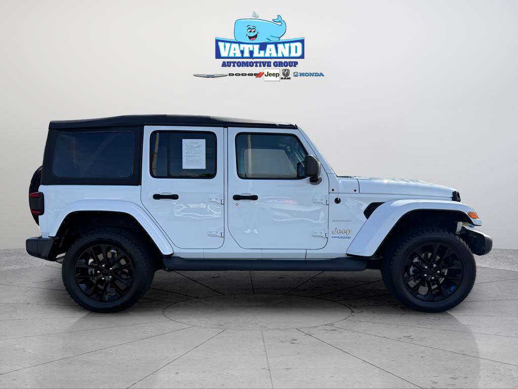 Used 2022 Jeep Wrangler Unlimited Sahara image 6