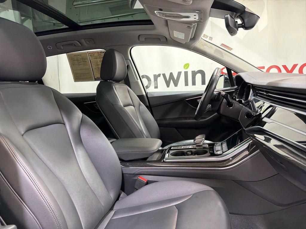 Used 2024 Audi Q7 2.0T Premium Plus image 12