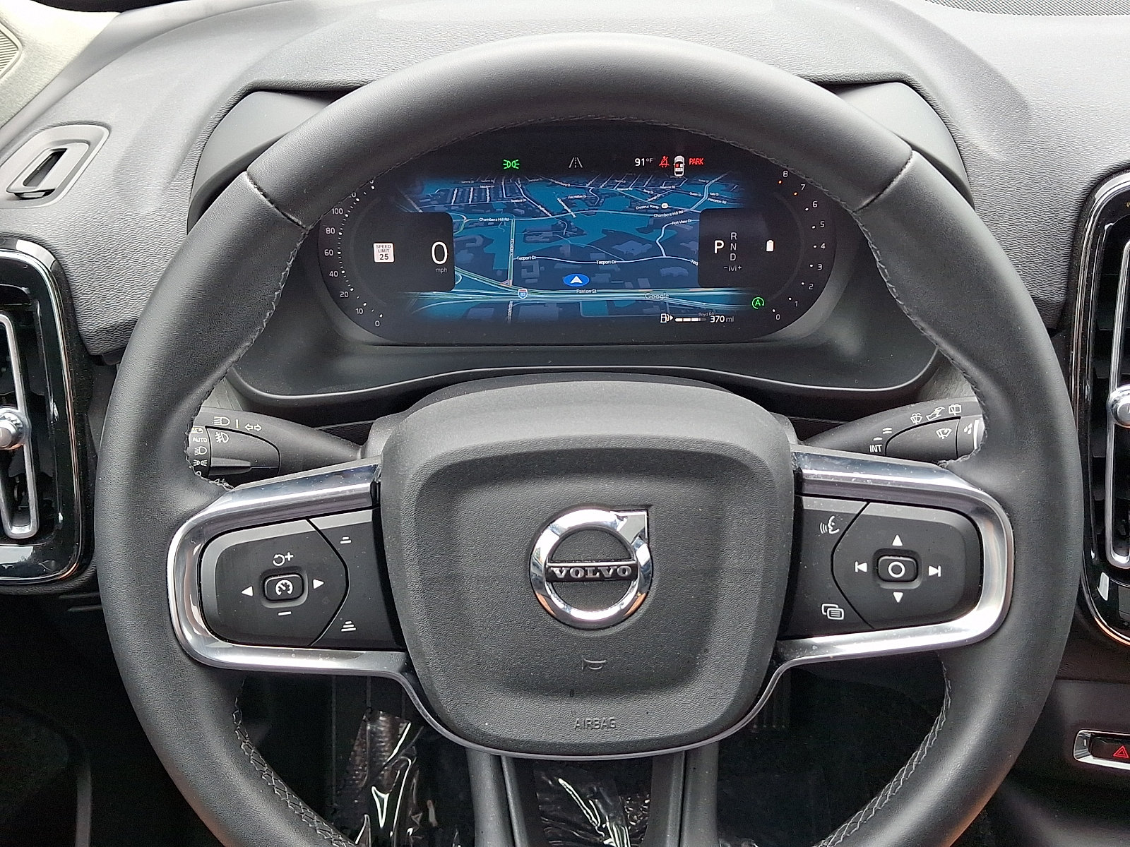 Used 2025 Volvo XC40 B5 Core w/ Protection Package Premier AWD/4WD image 19