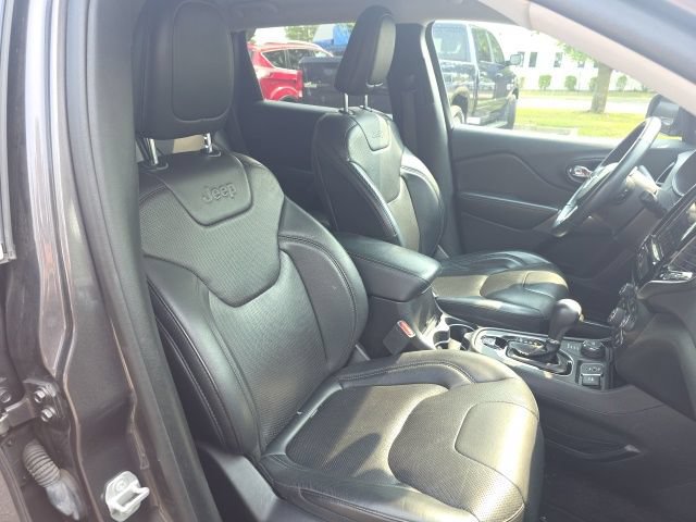 Used 2019 Jeep Cherokee Limited AWD/4WD image 19