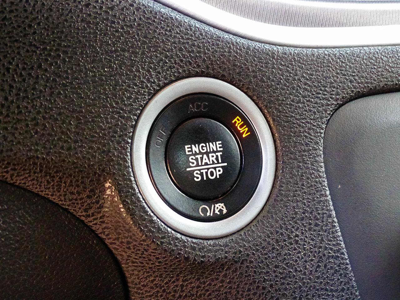Used 2019 Dodge Charger SXT RWD image 32