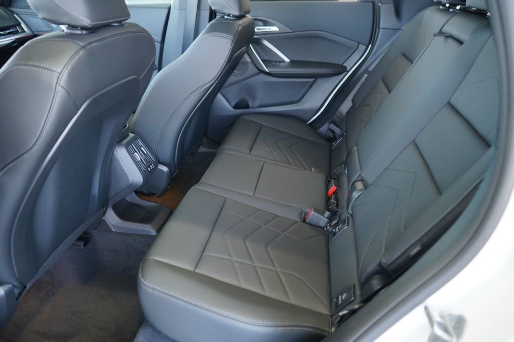 Used 2025 BMW X1 xDrive28i w/ Technology Package image 20