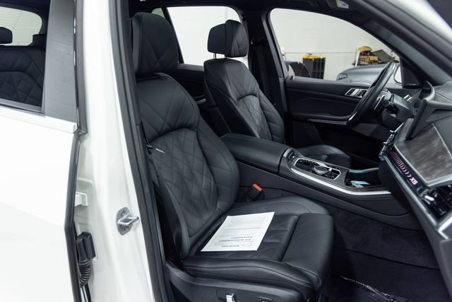 Used 2026 BMW X5 xDrive40i AWD/4WD image 25