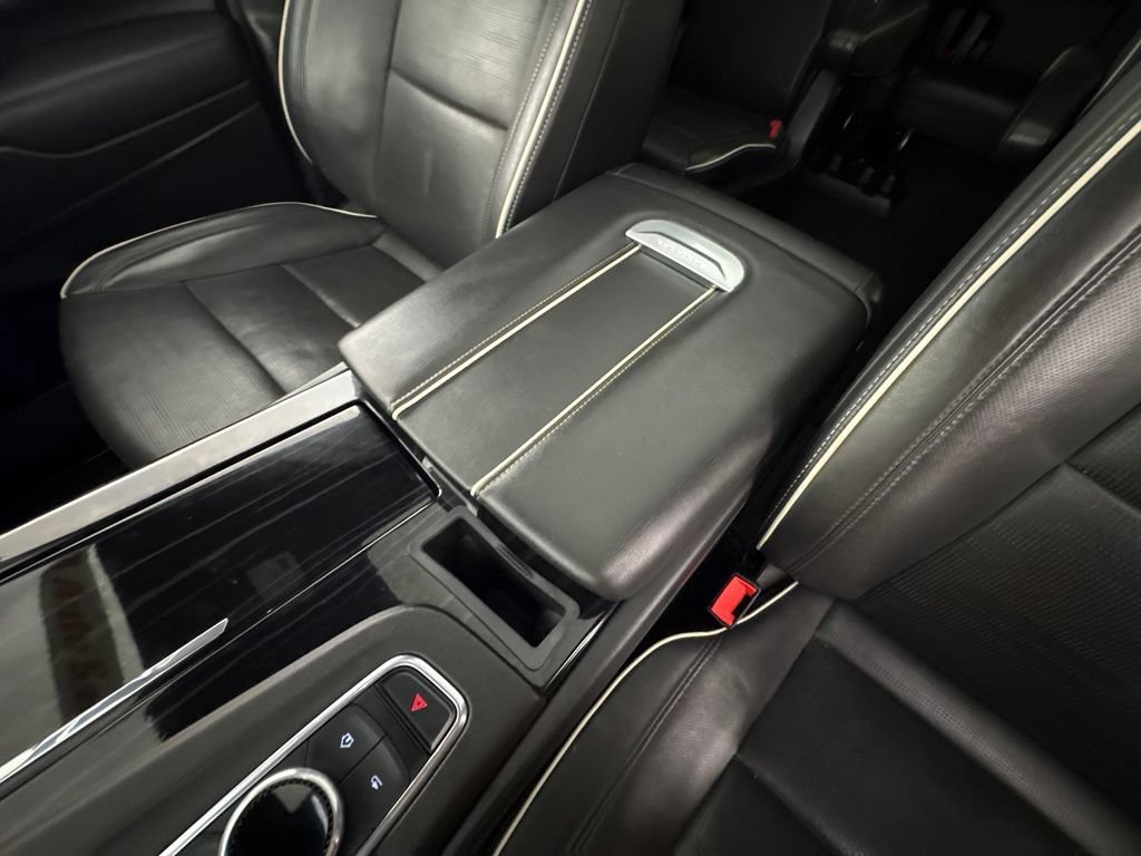 Used 2023 Cadillac Escalade Sport AWD/4WD image 33
