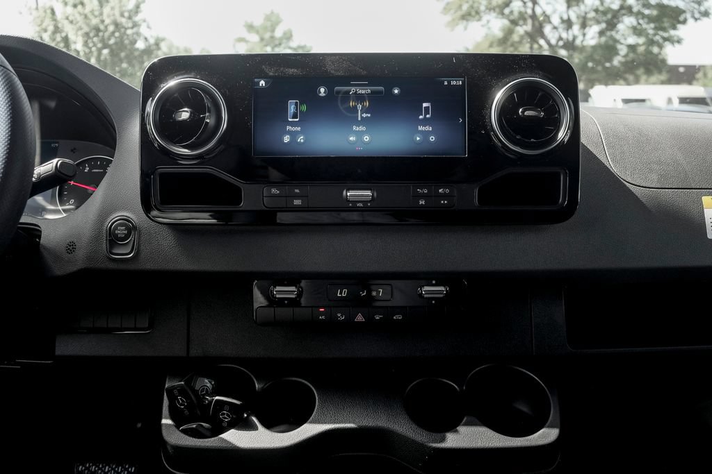 New 2026 Mercedes-Benz Sprinter 2500 image 17