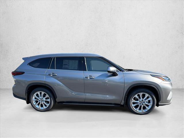 New 2026 Toyota Highlander Limited AWD/4WD image 2