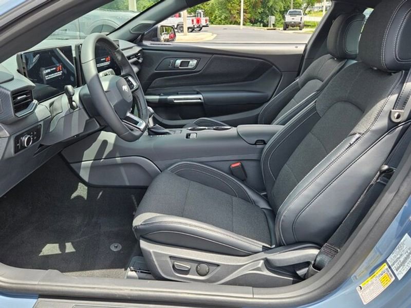 New 2025 Ford Mustang Coupe image 6