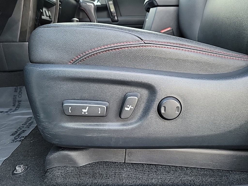 Used 2020 Toyota 4Runner TRD Off-Road Premium image 12