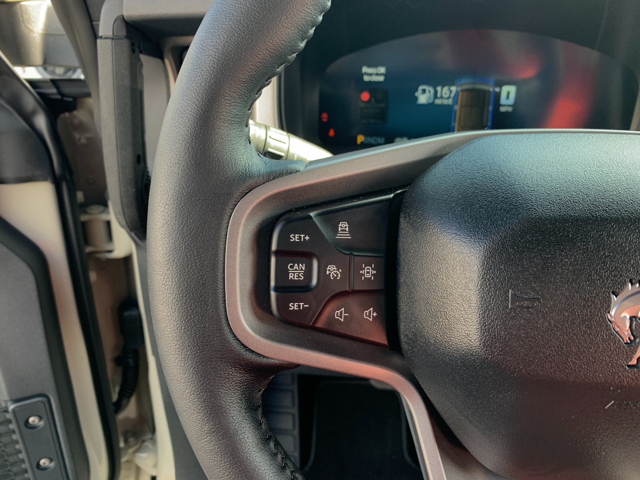 Used 2025 Ford Bronco Outer Banks w/ Sasquatch Package image 35