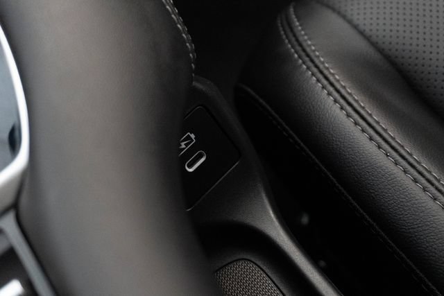 Used 2025 Honda HR-V EX-L image 13