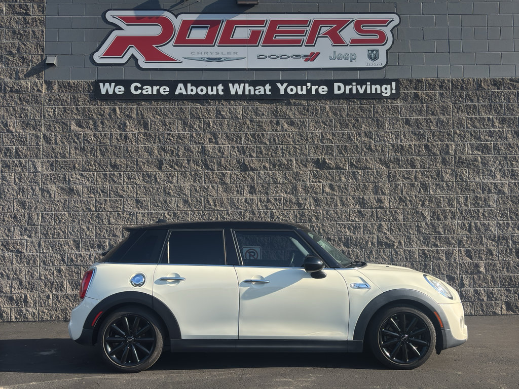 Used 2016 MINI Cooper S FWD image 4