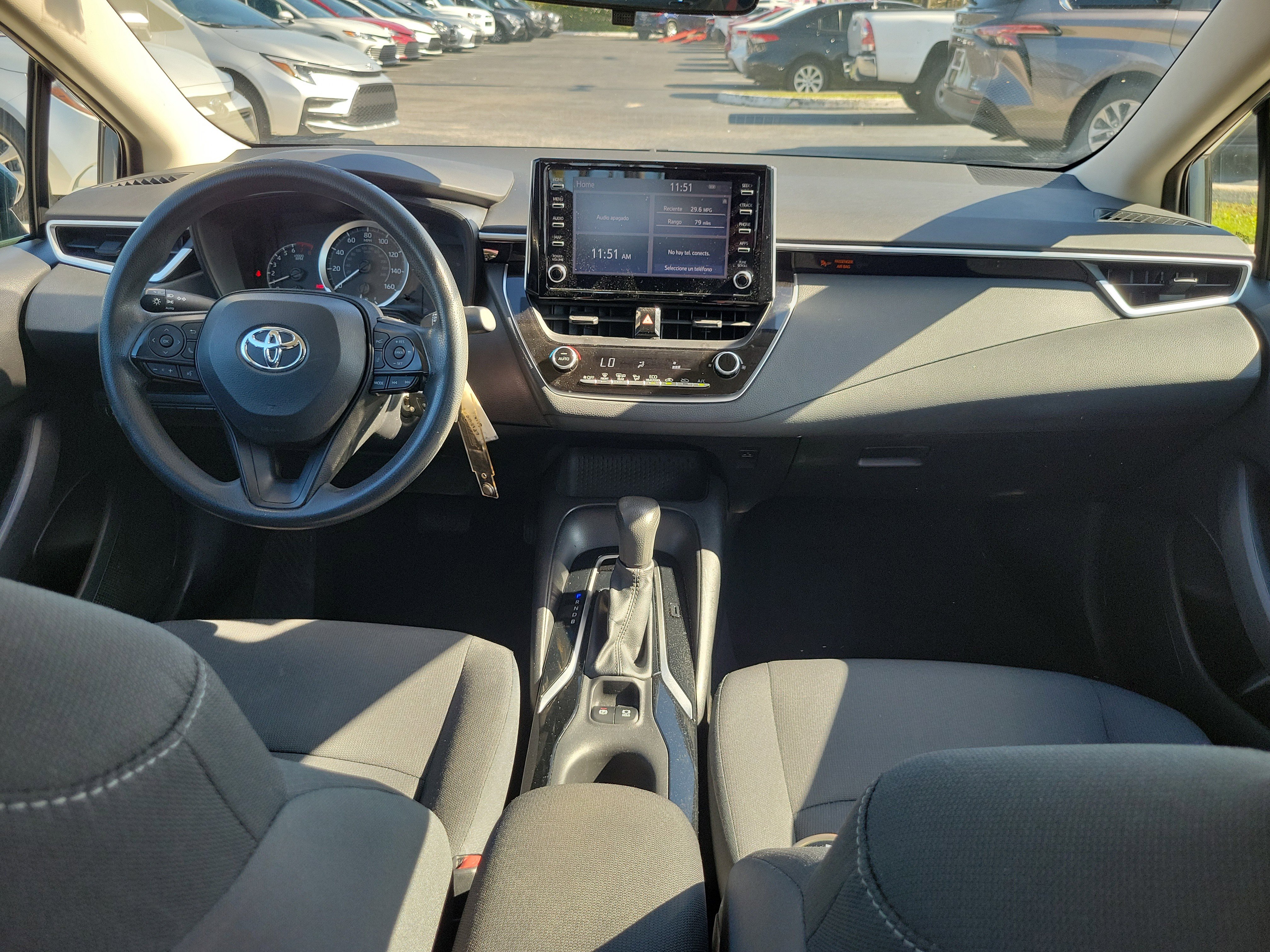 Used 2020 Toyota Corolla LE image 16