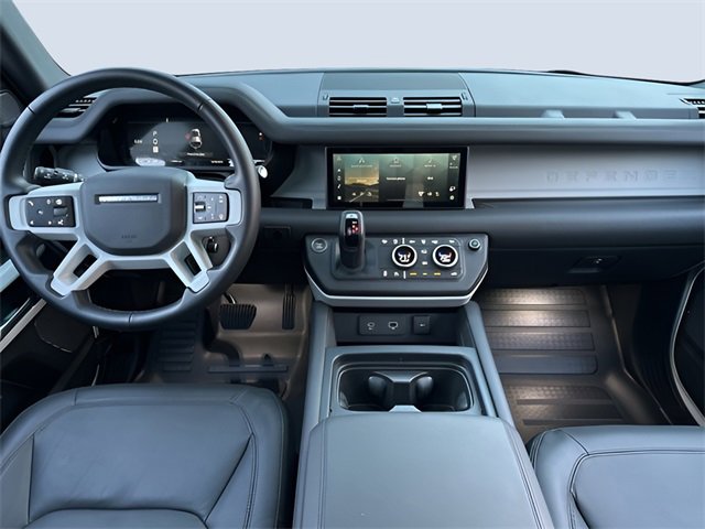 Used 2024 Land Rover Defender 110 S image 12