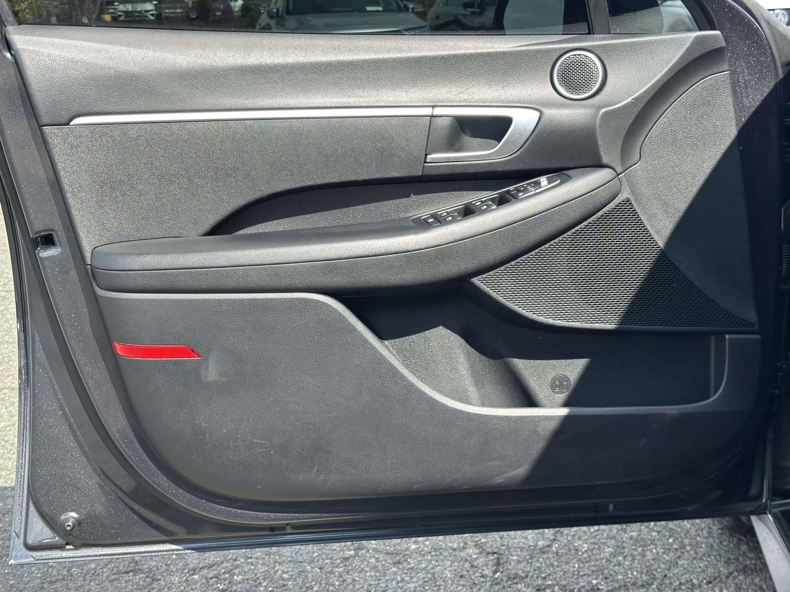 Used 2020 Hyundai Sonata SE image 15