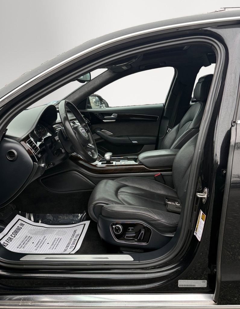 Used 2012 Audi A8 L 4.2 image 13
