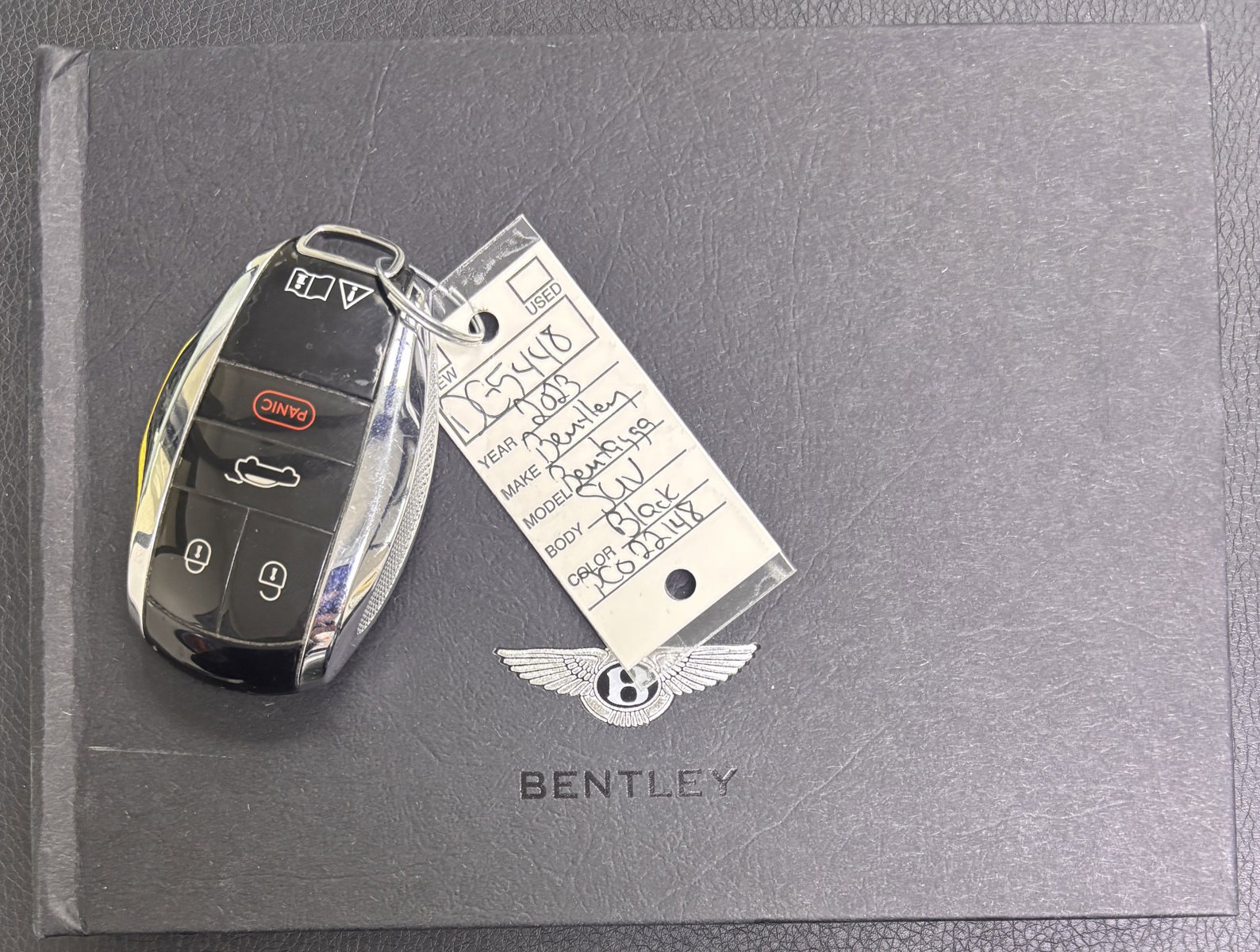 Certified 2023 Bentley Bentayga Extended Wheelbase image 54