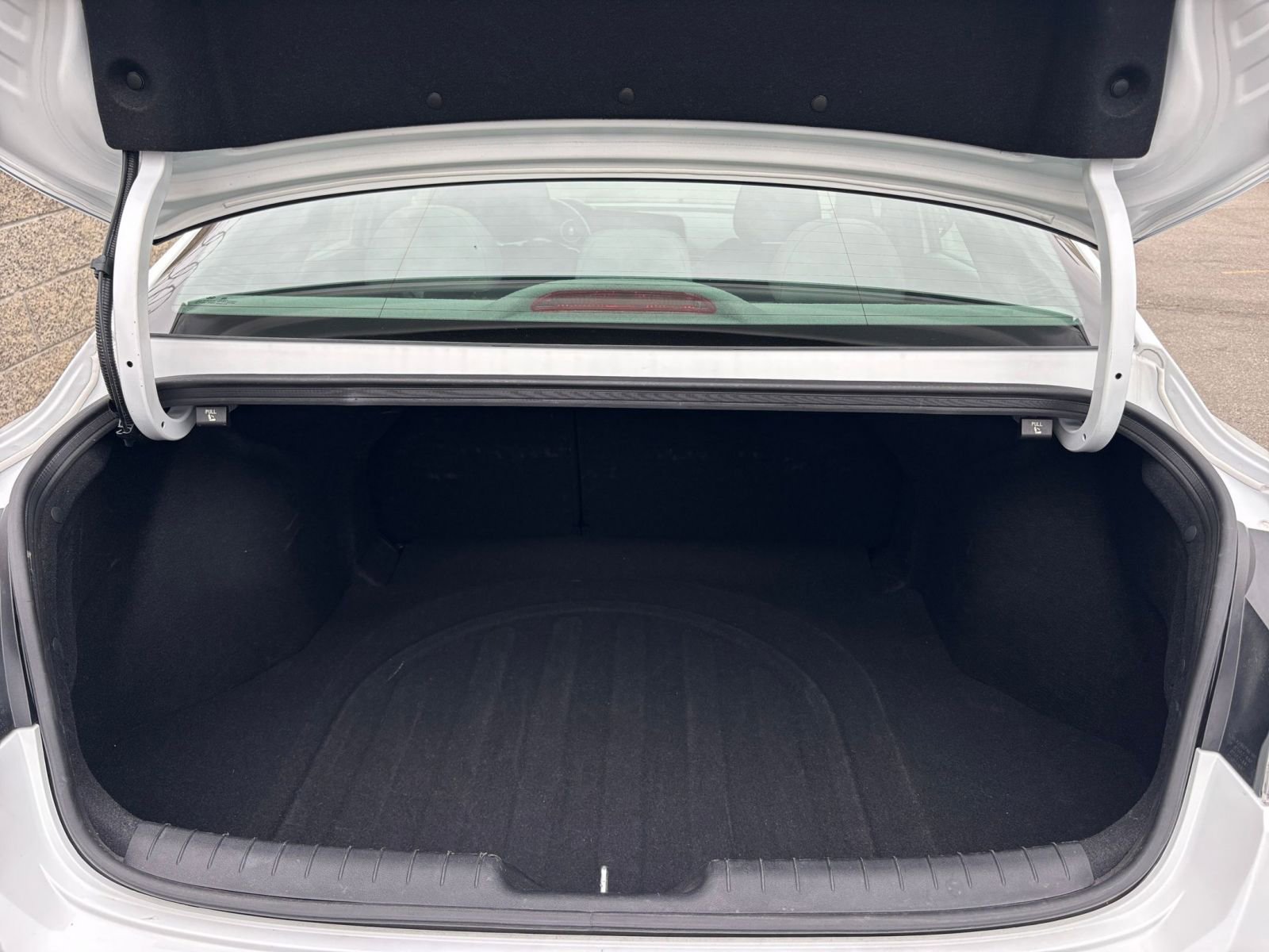 Used 2025 Hyundai Elantra SEL image 34