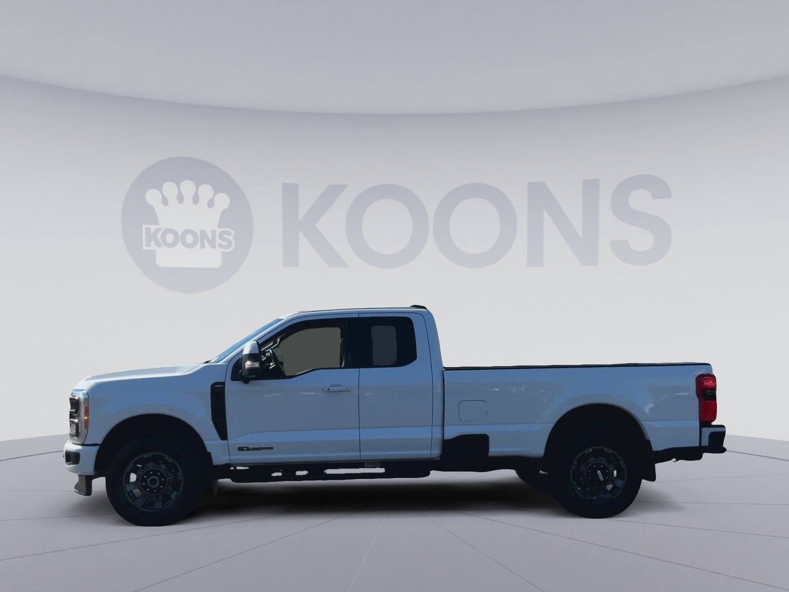 Used 2023 Ford F350 Lariat w/ Sport Appearance Package image 7