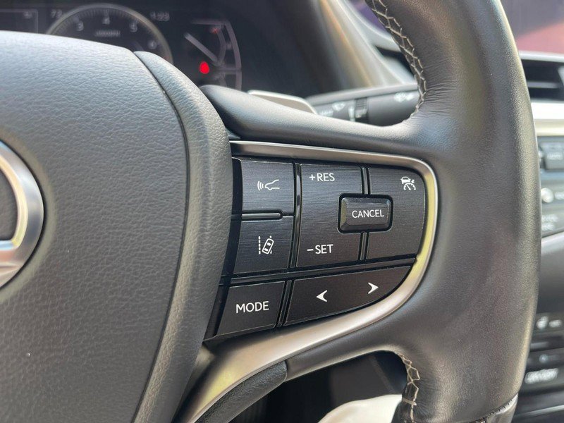 Used 2021 Lexus ES 350 ES 350 Luxury FWD w/ Accessory Package 2 image 30