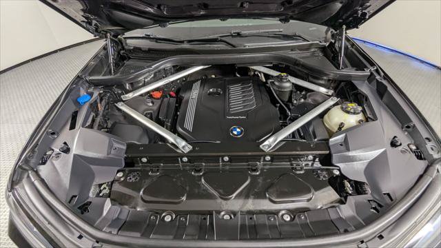 Used 2019 BMW X7 xDrive40i w/ Cold Weather Package AWD/4WD image 33