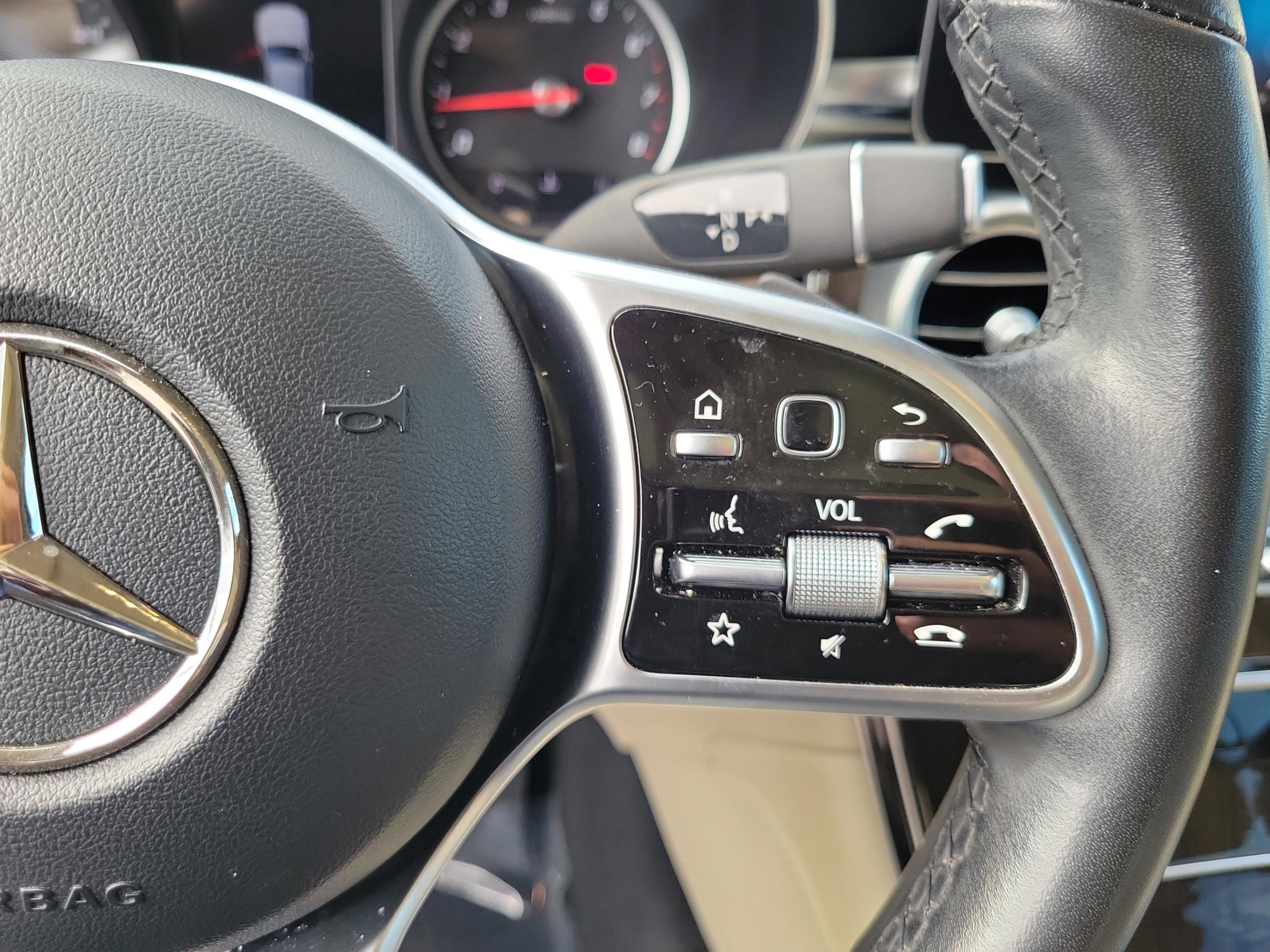 Certified 2022 Mercedes-Benz GLC 300 image 21