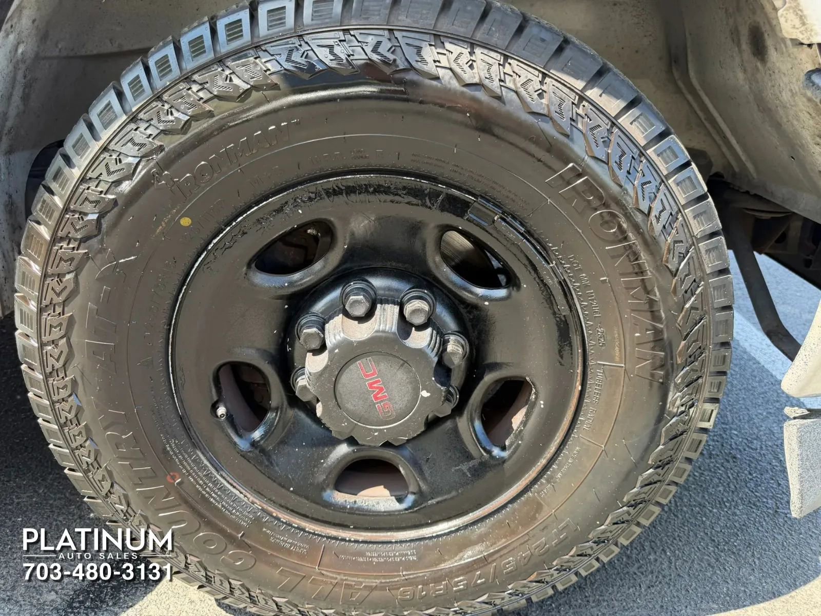 Used 2018 GMC Savana 2500 w/ Driver Convenience Package RWD image 16