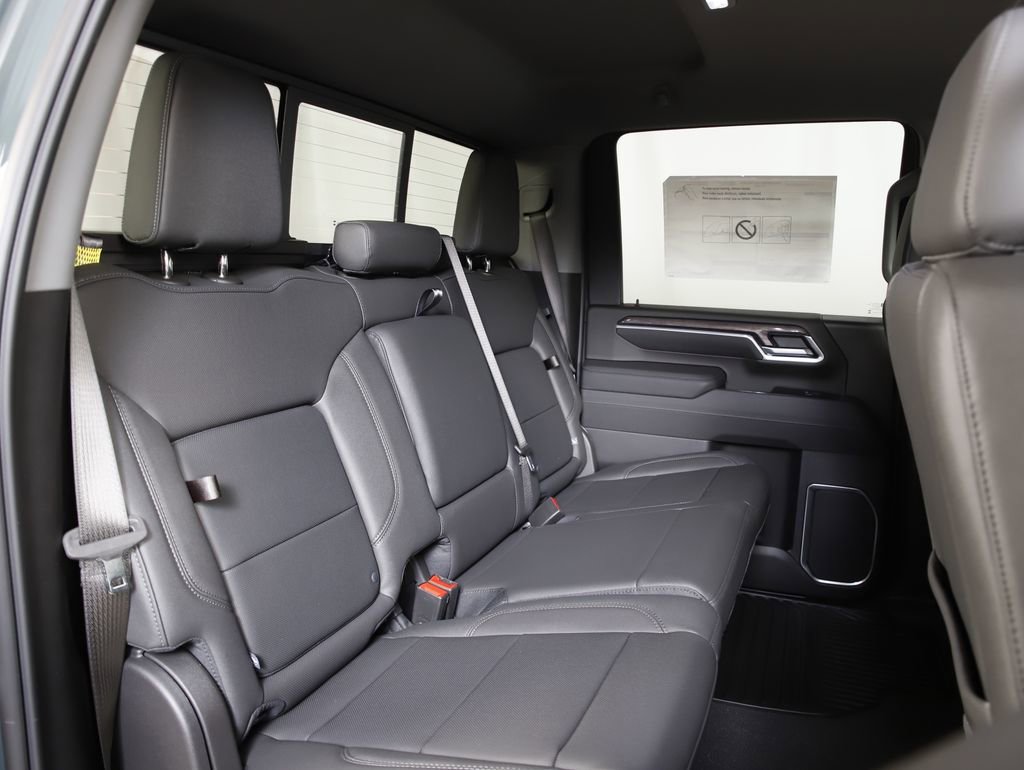 New 2026 Chevrolet Silverado 3500 LTZ w/ LTZ Premium Package image 10