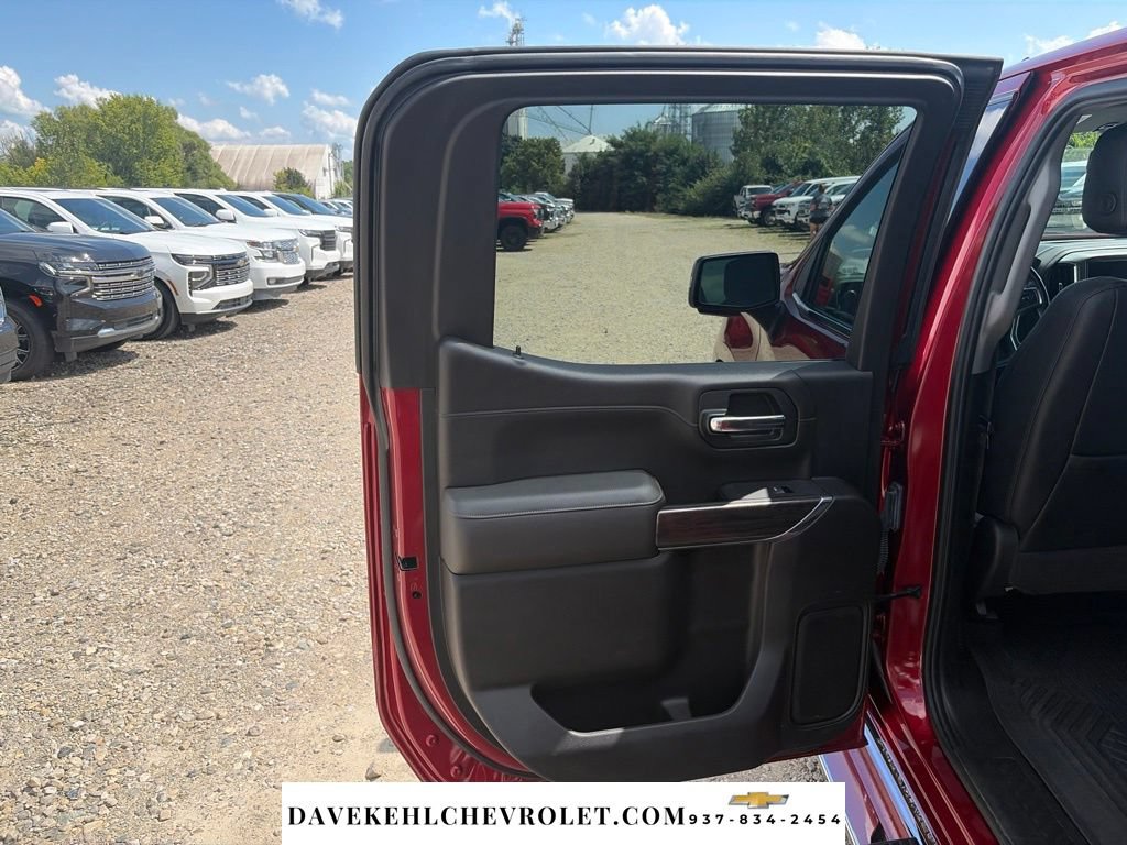 Used 2021 Chevrolet Silverado 1500 LTZ AWD/4WD image 19