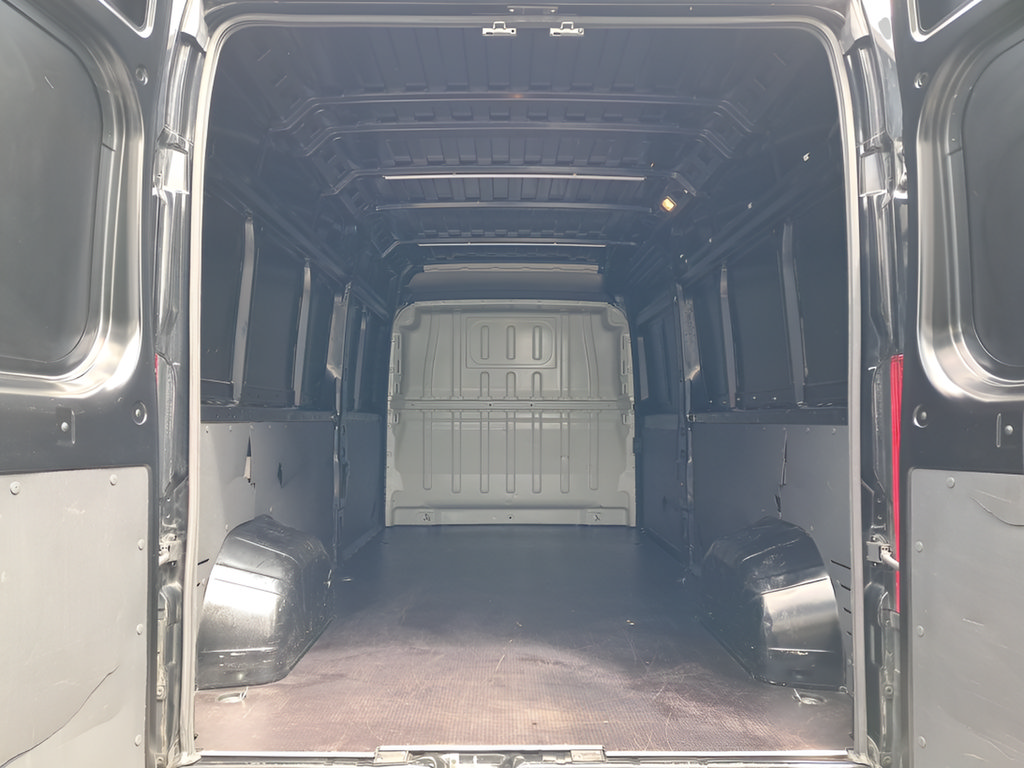 Used 2021 RAM ProMaster 2500 w/ Premium Appearance Group FWD image 13