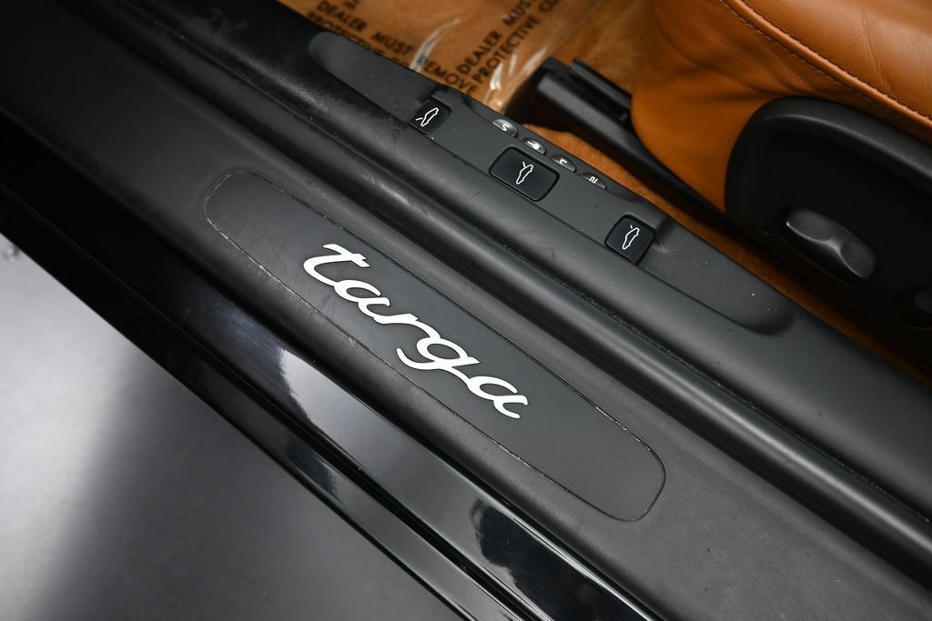 Used 2003 Porsche 911 Targa RWD image 22