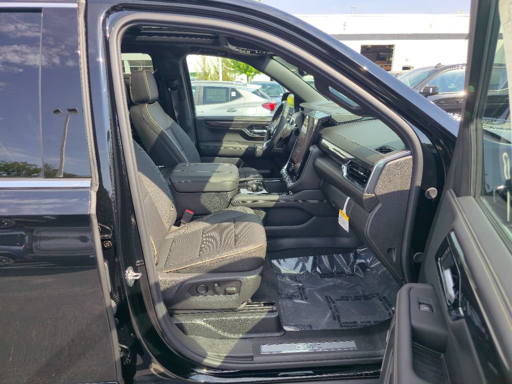 New 2026 GMC Yukon XL Elevation w/ Elevation Premium Package AWD/4WD image 31