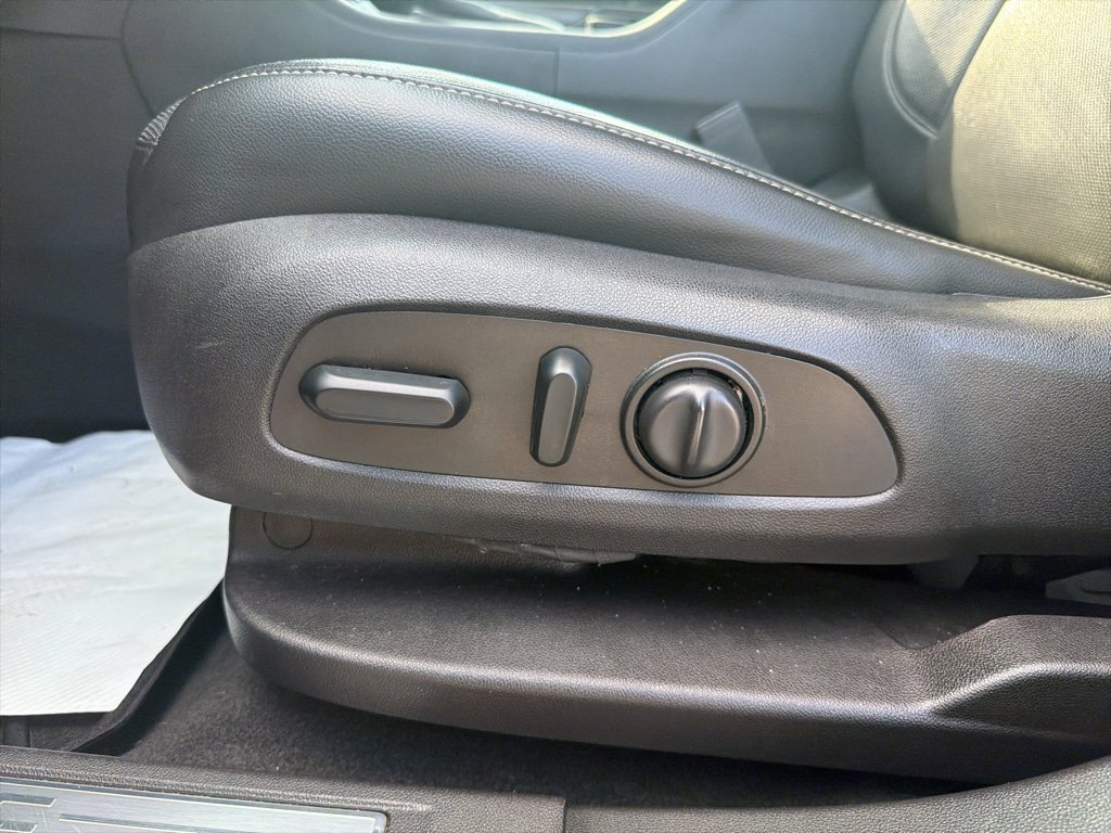 Used 2018 GMC Acadia SLT AWD/4WD image 11