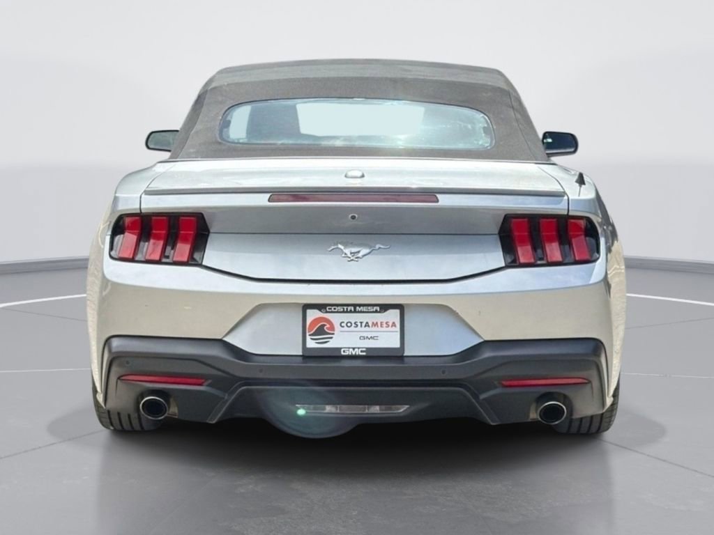 Used 2024 Ford Mustang Premium RWD image 4
