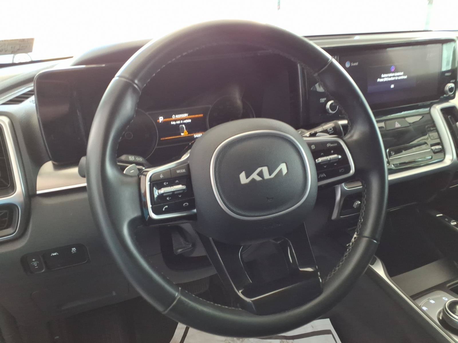 Used 2022 Kia Sorento S AWD/4WD image 11