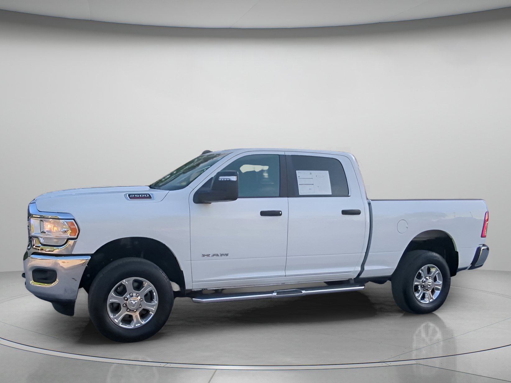 Used 2024 RAM 2500 Big Horn AWD/4WD image 14