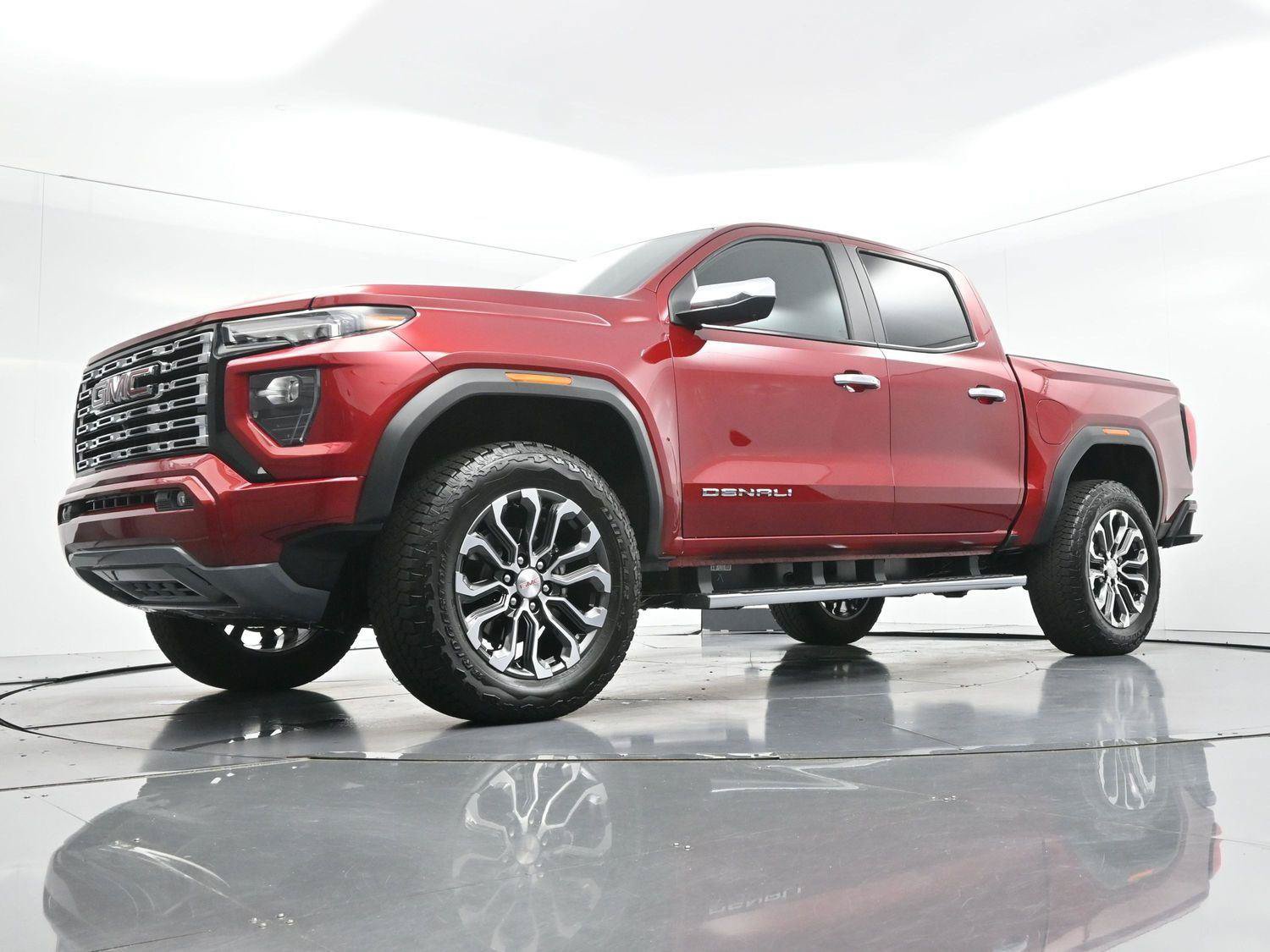Used 2026 GMC Canyon Denali AWD/4WD image 48