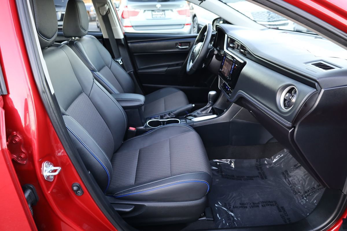 Used 2017 Toyota Corolla SE FWD image 18