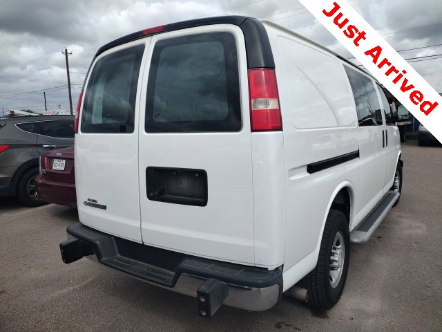 Used 2018 Chevrolet Express 2500 w/ Driver Convenience Package image 10