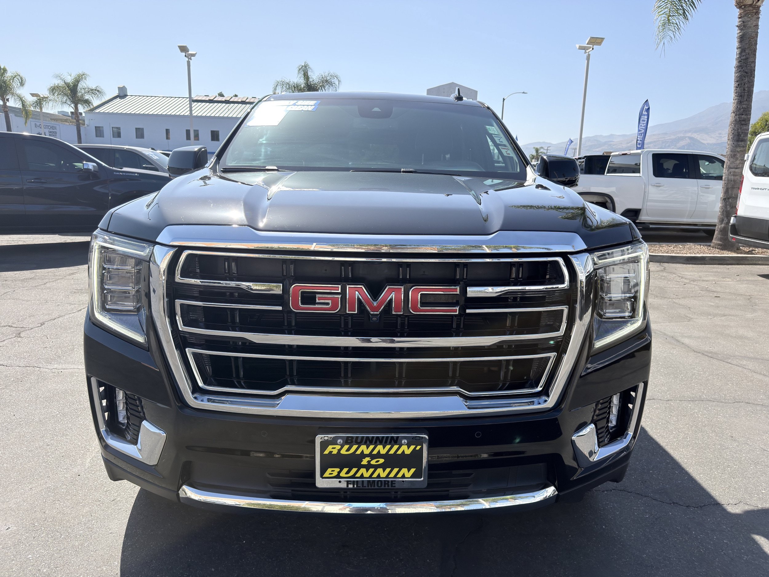 Used 2023 GMC Yukon SLT w/ SLT Luxury Package AWD/4WD image 51