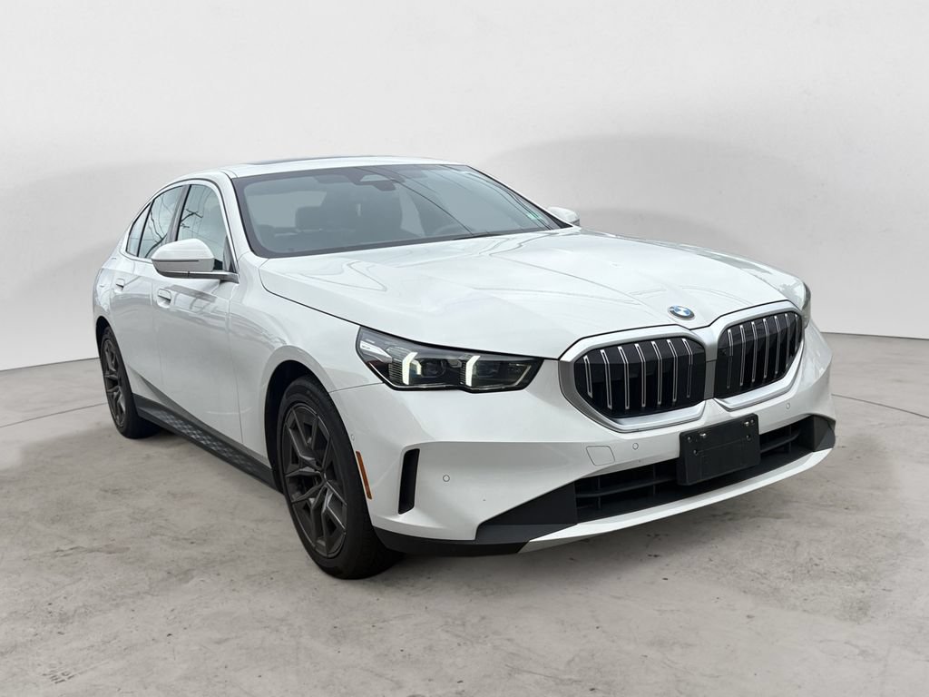 Used 2026 BMW 530i xDrive AWD/4WD image 1